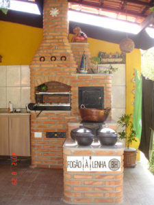 Fogão a Lenha com forno e churrasqueira na Pampulha