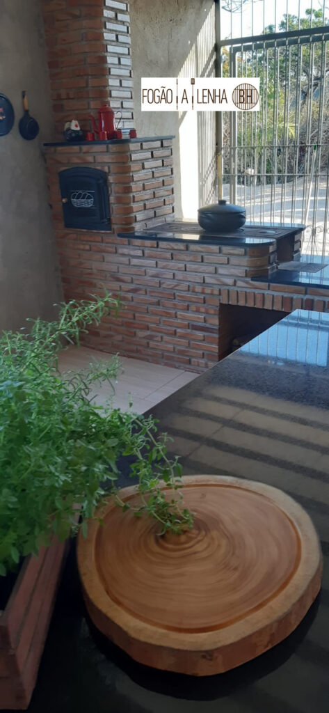 Fogão a Lenha com Forno em Santa Luzia