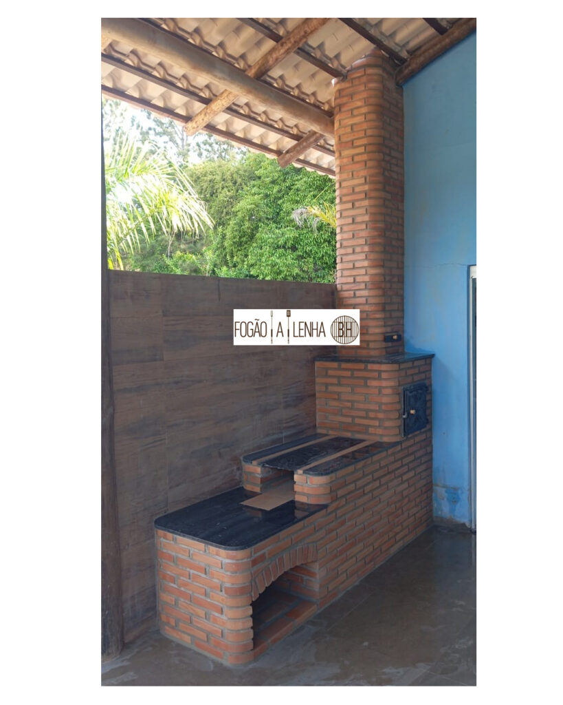 Fogão a Lenha com Forno em Mateus Leme