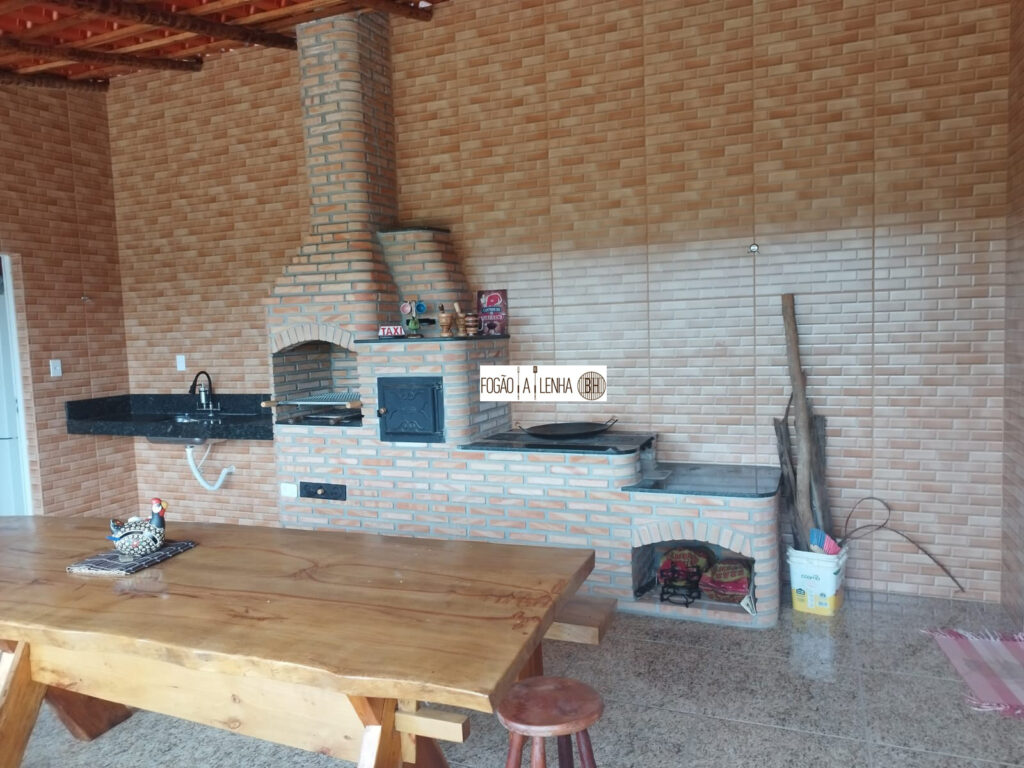 Fogão a Lenha e Churrasqueira de Tijolinho em Mateus Leme