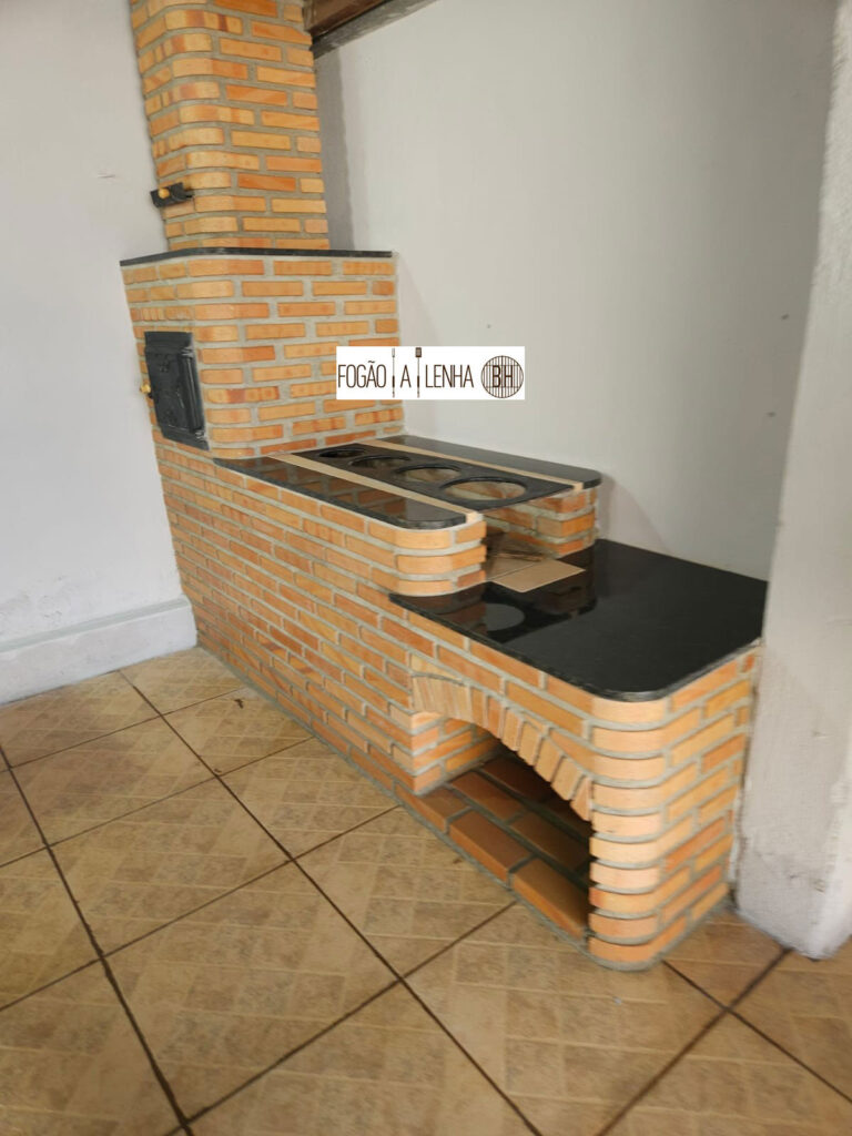 Fogão a Lenha e Forno em Mário Campos