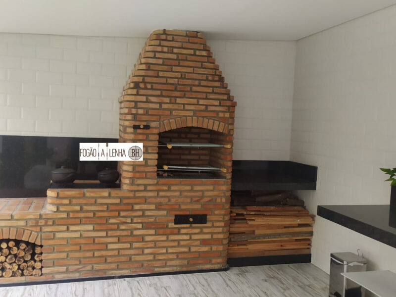 Fogão a Lenha e Churrasqueira em Forno - Santa Amélia BH